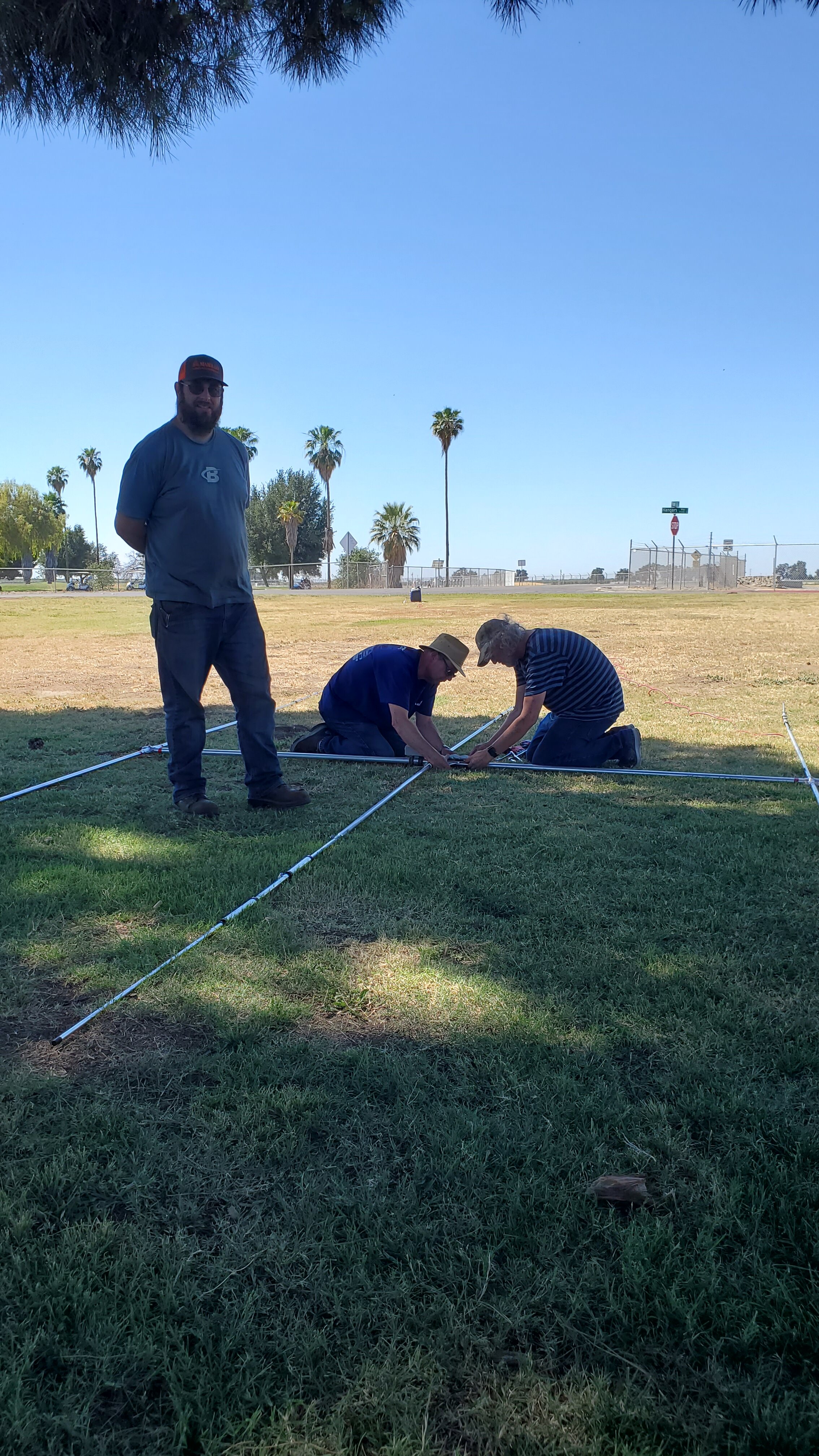Antenna still on the ground.